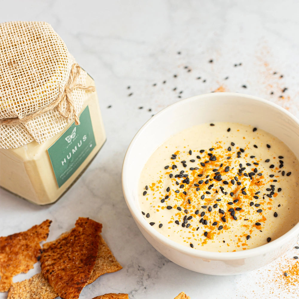 Humus (con cúrcuma y ajonjolí negro)